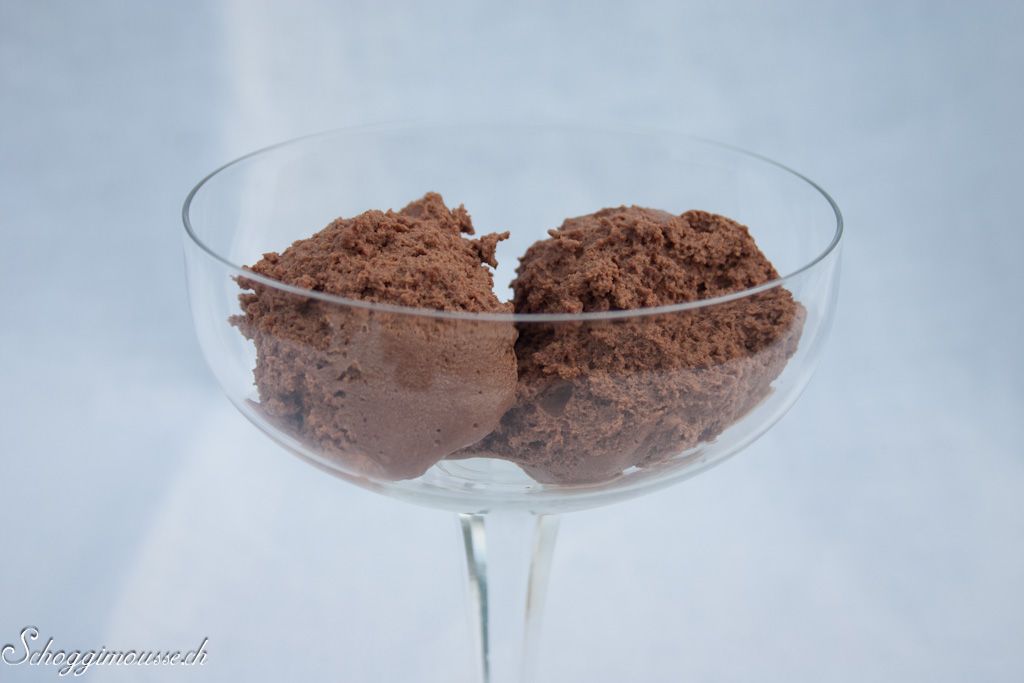 Dunkle Schokoladenmousse