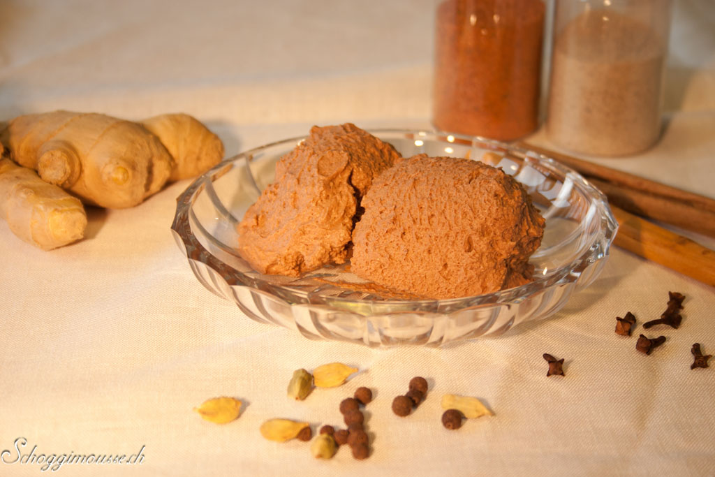 Schokoladenmousse mit Gew&uuml;rzen